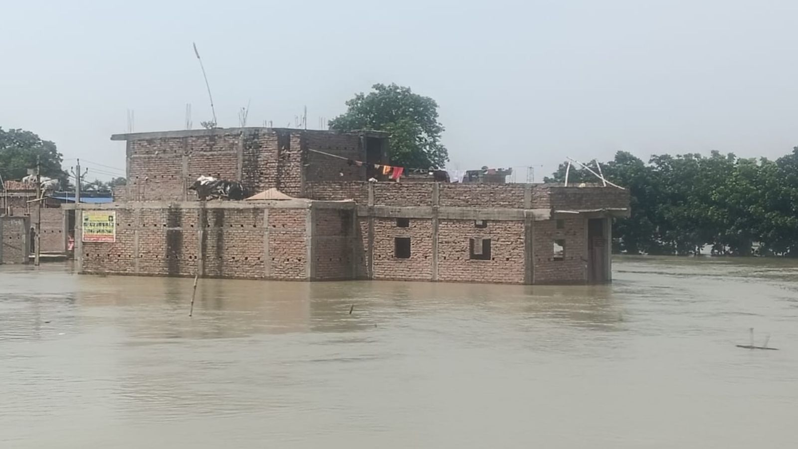 दानापुर में बाढ़ का कहर, आवागमन ठप