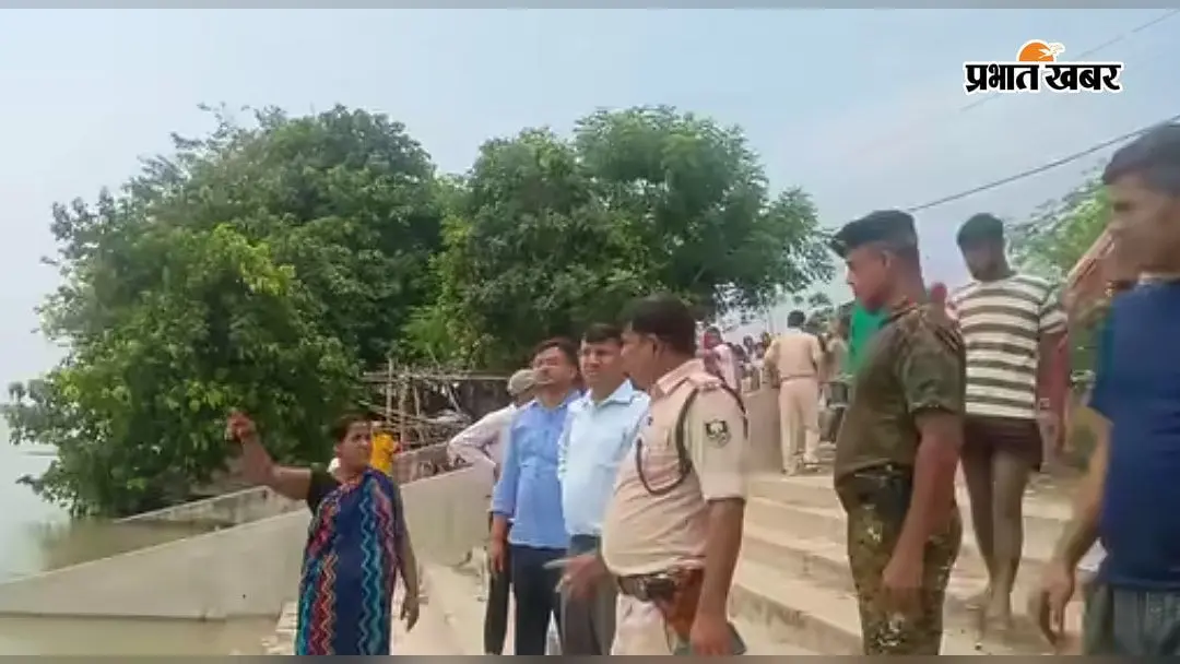 बेगूसराय : गंगा में डूबे 10 वर्षीय सुमित का दूसरे दिन भी नहीं मिला शव, NDRF की दो टीमें तलाश में जुटीं