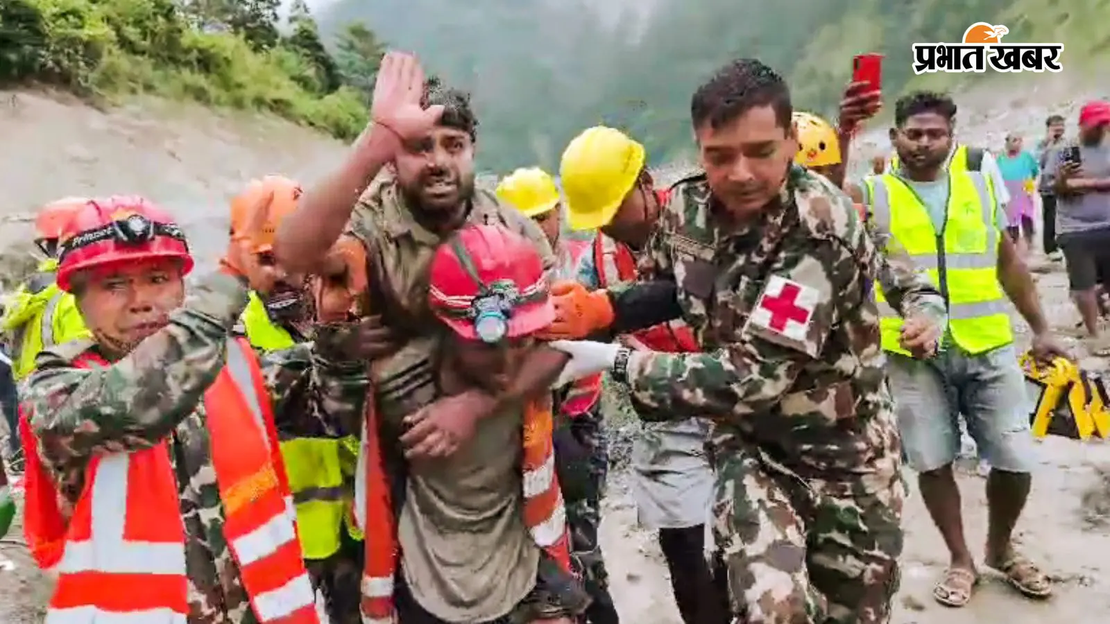 Nepal Tunnel Rescue: 9 दिन सुरंग में फंसे रहे, उम्मीद छोड़ चुका था परिवार... जिंदा निकले कबीर तो छलके आंसू