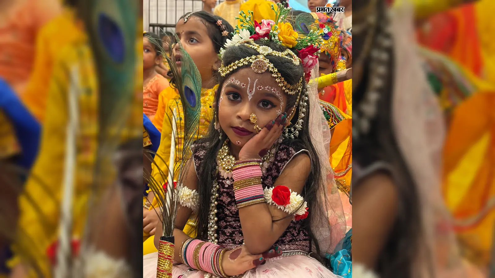 मुजफ्फरपुर: DPS मिठनपुरा में जन्माष्टमी की धूम, नन्हे कान्हा और राधा की झांकियों ने मोहा मन