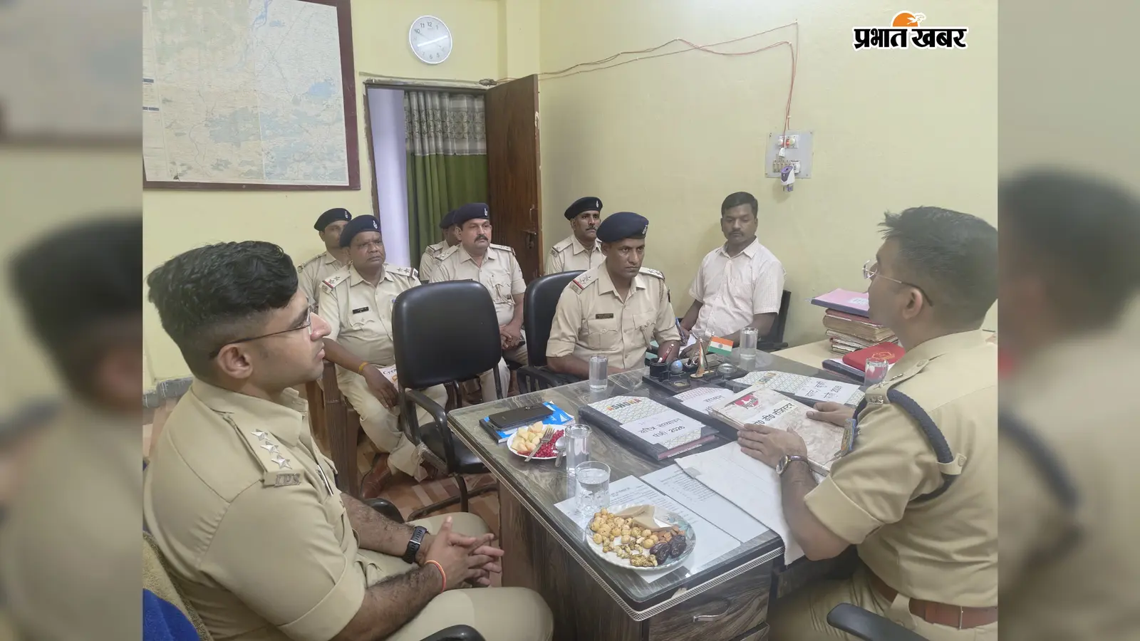 हैदरनगर थाना पहुंचे पलामू एसपी, लंबित मामलों के जल्द निष्पादन का दिया निर्देश