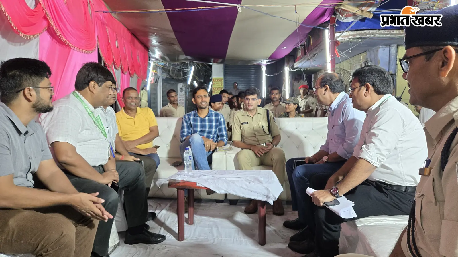 महावीरी झंडा मेले को लेकर सीवान में हाई अलर्ट, DM-SP ने कैंप पहुंचकर परखी सुरक्षा व्यवस्था