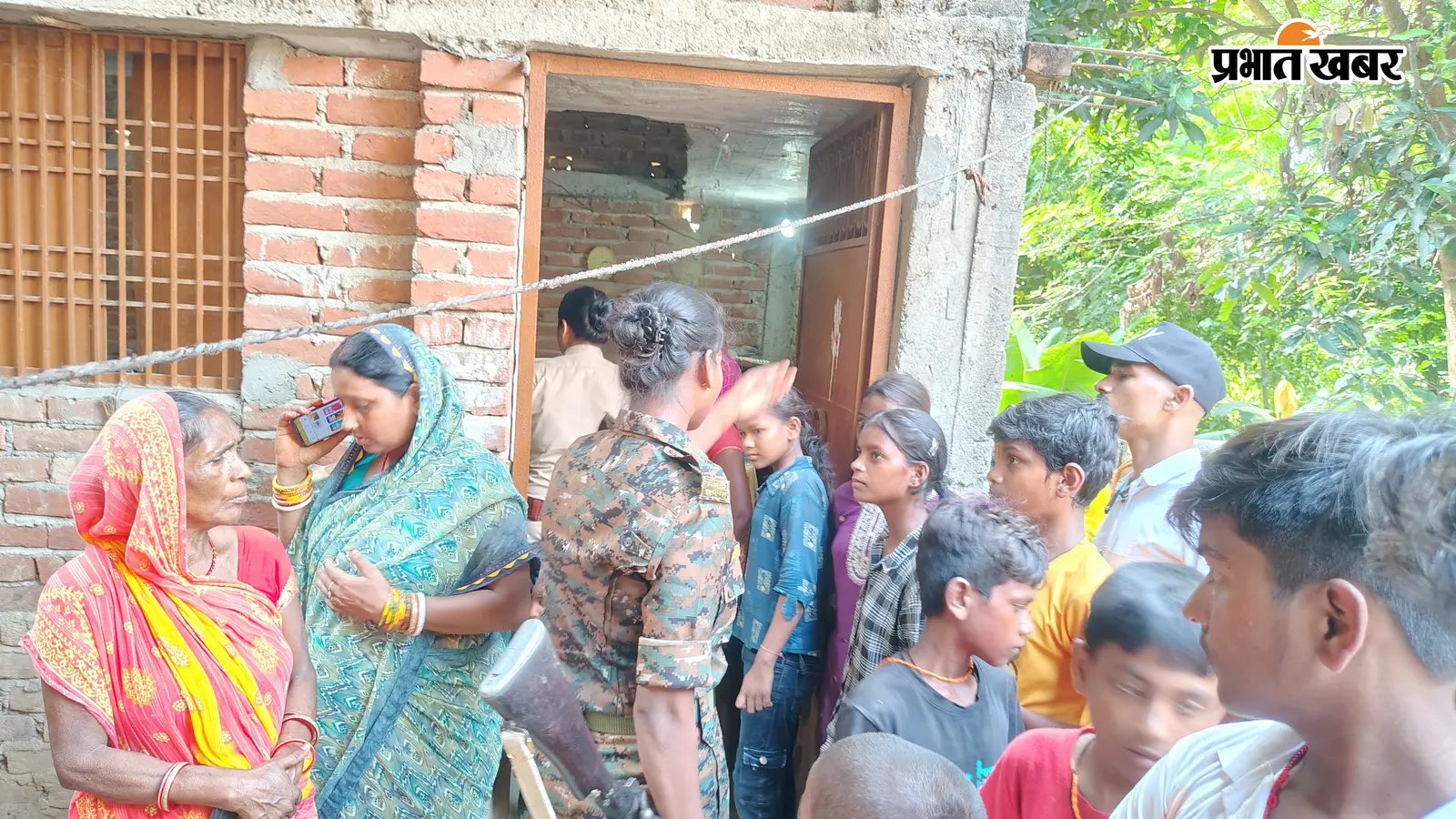 घर में अकेली रह रही 70 वर्षीया महिला की चाकू मारकर हत्या, FSL टीम ने जुटाये साक्ष्य