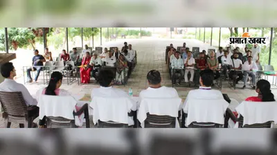 मखाना उत्पादन में वैज्ञानिक तकनीक पर जोर, कृषि विज्ञान केंद्र में 50 किसानों को दिया गया प्रशिक्षण