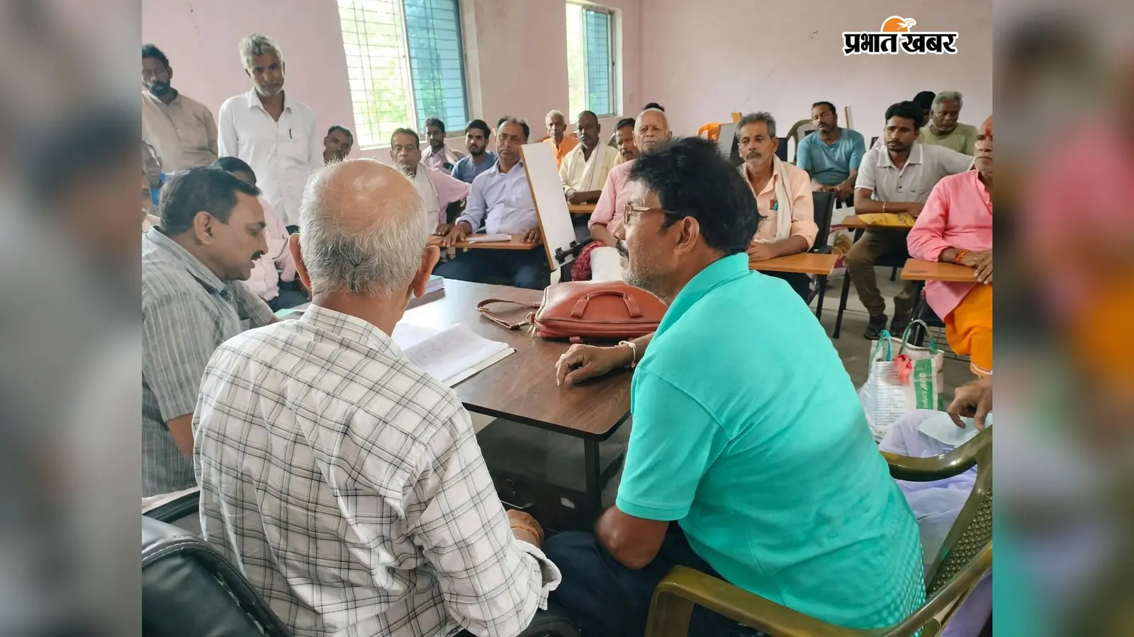प्रोत्साहन राशि नहीं मिली तो भुखमरी की नौबत, ग्राम प्रधानों ने खोला मोर्चा