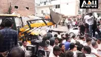 Video : दिल्ली में भरभराकर गिरी इमारत, एक की मौत