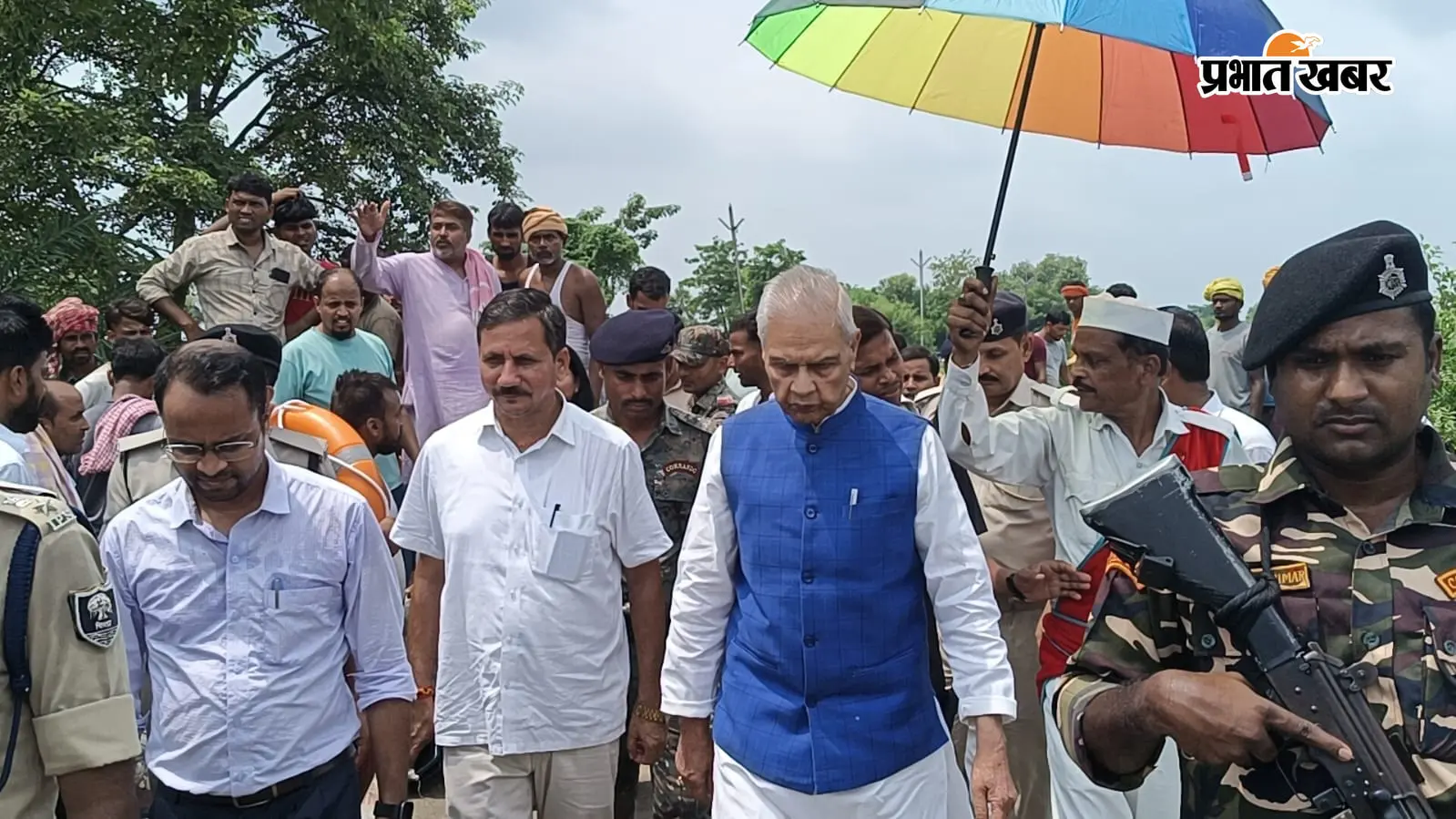 सारण: दरियापुर में टूटा मही नदी का बांध, दर्जनों गांवों पर बाढ़ का संकट; उपमुख्यमंत्री पहुंचे मौके पर