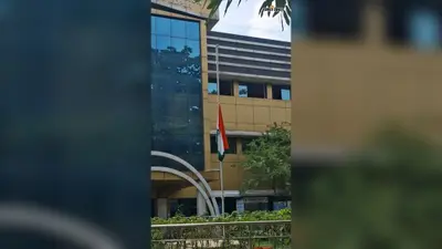 मंत्री सुदिव्य सोनू के निधन पर छुट्टी, 7 सितंबर को वोटर लिस्ट से जुड़ी सुनवाई टली, डीसी ऑफिस में झुका दिया गया राष्ट्रीय ध्वज