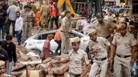 Video : दिल्ली में इमारत गिरी, प्रत्यक्षदर्शी बोला- लगा जैसे भूकंप आ गया हो, मेरा दोस्त मलबे में फंसा है