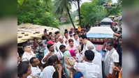 वैशाली: केंद्रीय मंत्री चिराग पासवान के निर्देश पर देसरी के खड़गपुर में लोजपा (रा) ने किया राहत सामग्री का वितरण; सूखा राशन व तिरपाल पाकर पीड़ितों ने ली राहत