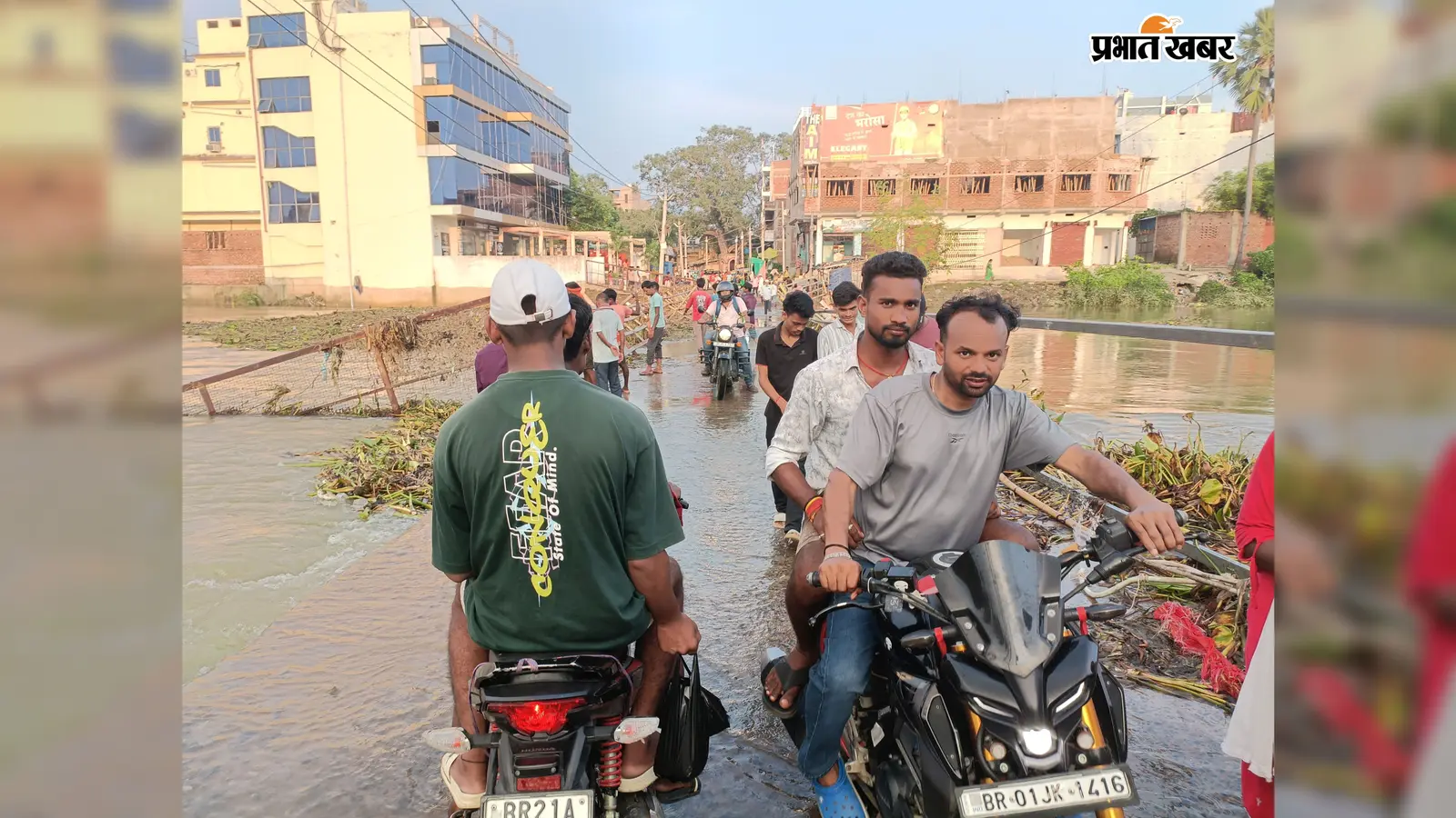जिले में फिर से पटरी पर लौटी जिंदगी, शहर के जाफरगंज पुल से आवाजाही शुरू