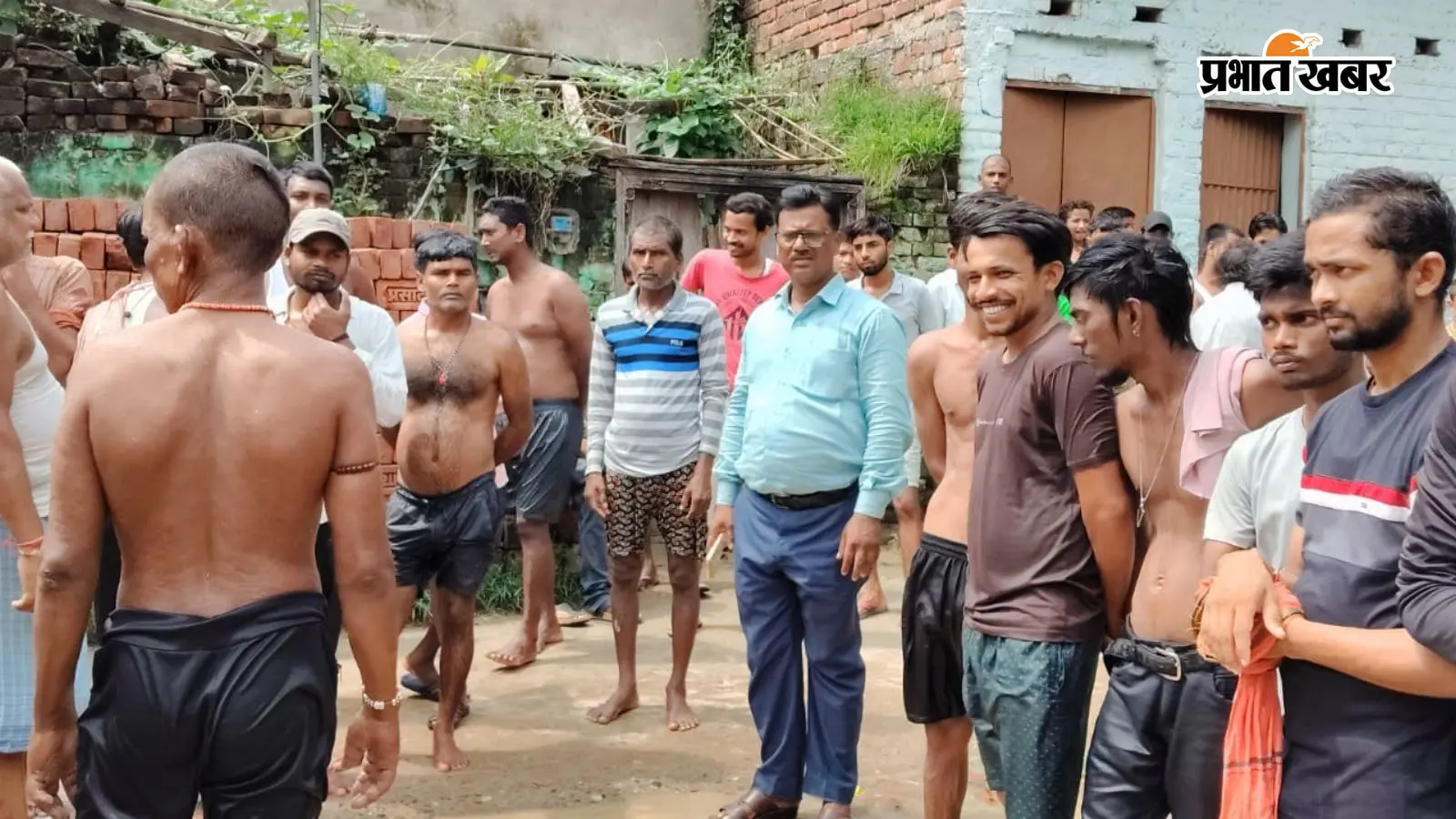 पटना: बाढ़ के पानी में डूबे तीन लोग, छह साल की बच्ची समेत तीन की गयी जान