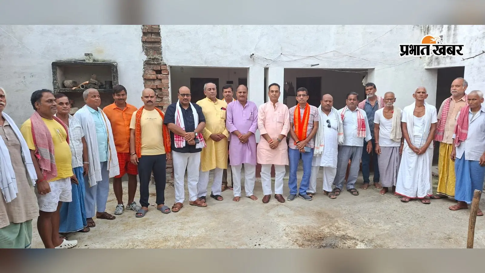 रोहतास के कोचस में भाजपा की बैठक, जनकल्याणकारी योजनाओं को घर-घर पहुंचाने का आह्वान, बूथ स्तर पर कमिटी गठित कर पार्टी को मजबूत करने पर जोर