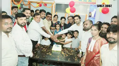 पूर्णिया: AIBE परीक्षा उत्तीर्ण करने वाले नए वकीलों के गले में बंधा 'लॉयर्स बैंड', AI तकनीक से वकालत सीखने पर जोर