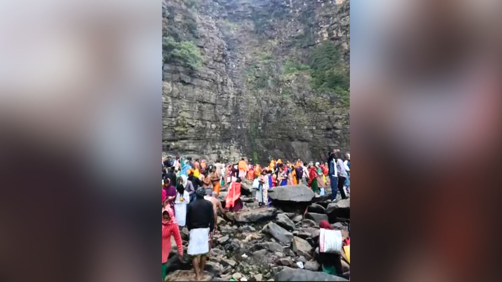 सुरक्षा को लेकर झरनों के पास वनकर्मियों की तैनाती