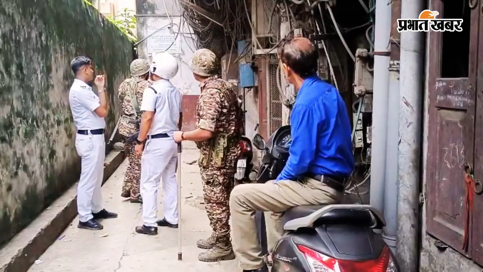 टीएमसी संसद नदीमुल हक के खिलाफ ईडी का एक्शन, मनी लाउंडरिंग केस में कोलकाता से दिल्ली तक छापे, देखें वीडियो