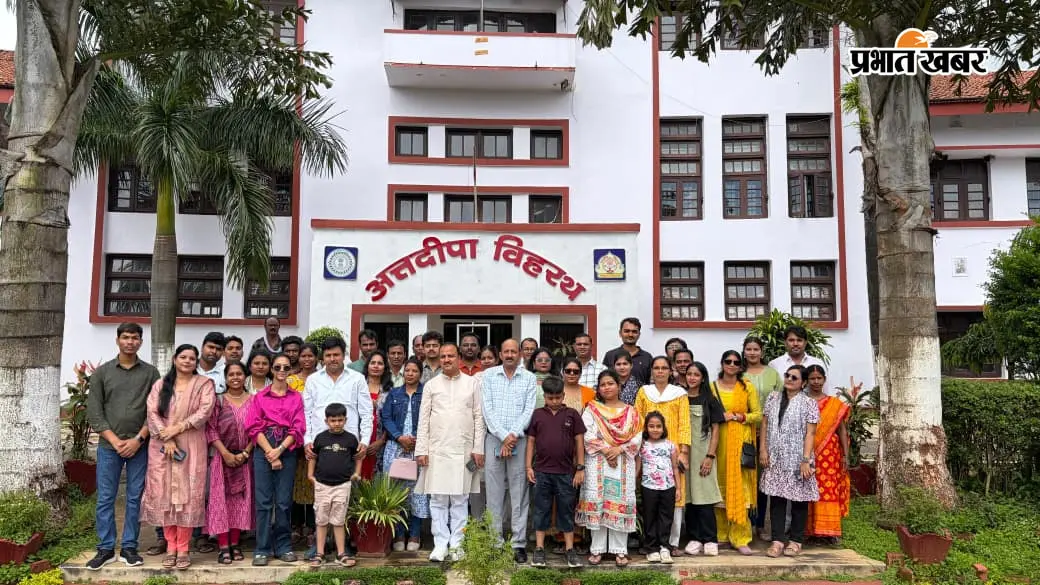 शिक्षक दिवस पर सम्मान के साथ शैक्षणिक भ्रमण, नेतरहाट की परंपरा से रूबरू हुए ऑक्सफोर्ड स्कूल के शिक्षक