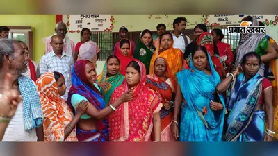 राहत सामग्री नहीं मिलने पर बाढ़पीड़ितों का सीओ कार्यालय में हंगामा, भेदभाव का लगाया आरोप