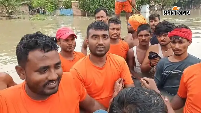 रात में घर से निकली 16 वर्षीय किशोरी, बाढ़ के पानी में डूबी : सुबह 200 मीटर दूर मिला शव