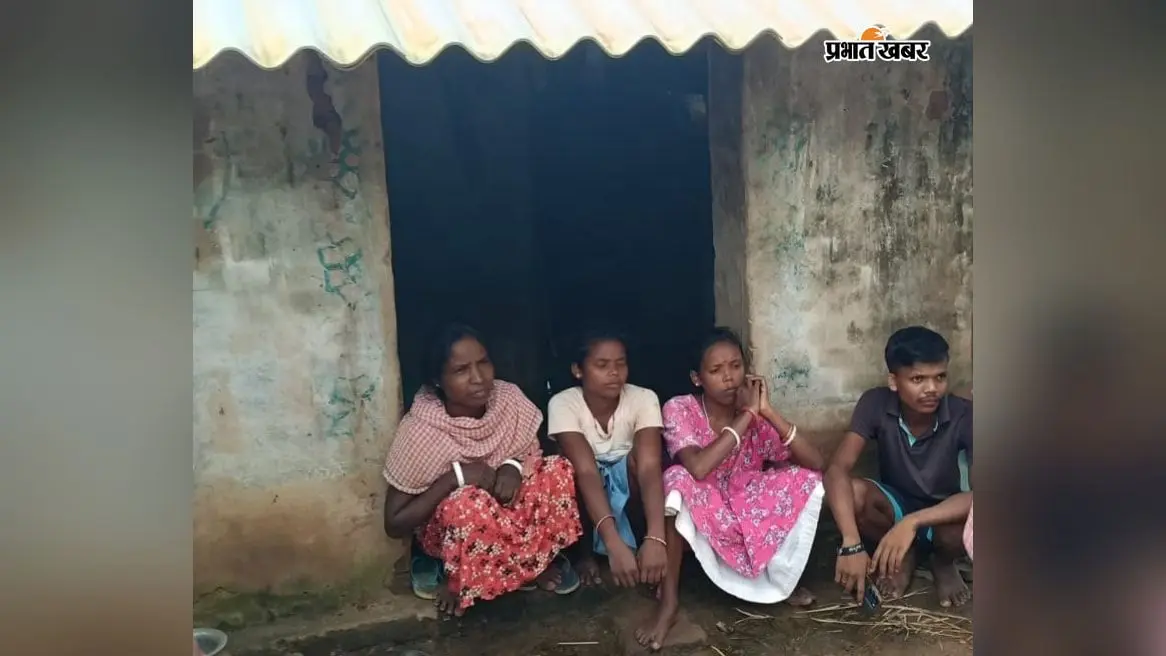 घर में सो रहे 17 वर्षीय किशोर को सांप ने डंसा, इलाज के दौरान मौत