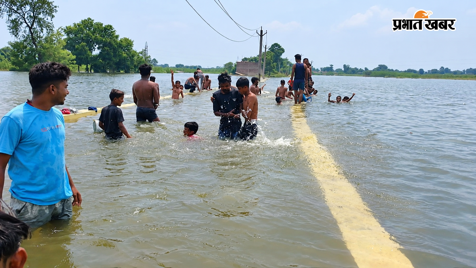5 सितंबर को मुख्यमंत्री का निरीक्षण 6 सितंबर को पानी का बढ़ता दबाव 7 सितंबर को पुलिया पर 2-3 फीट तेज बहाव | Prabhat Khabar Network