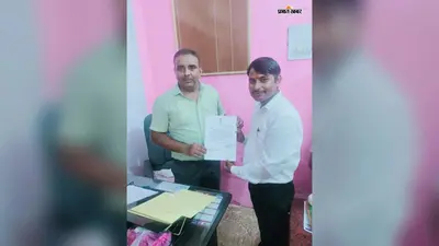 कैमूर के शारीरिक शिक्षक उमेश प्रसाद सम्मानित, बास्केटबॉल खिलाड़ियों को दे रहे प्रशिक्षण