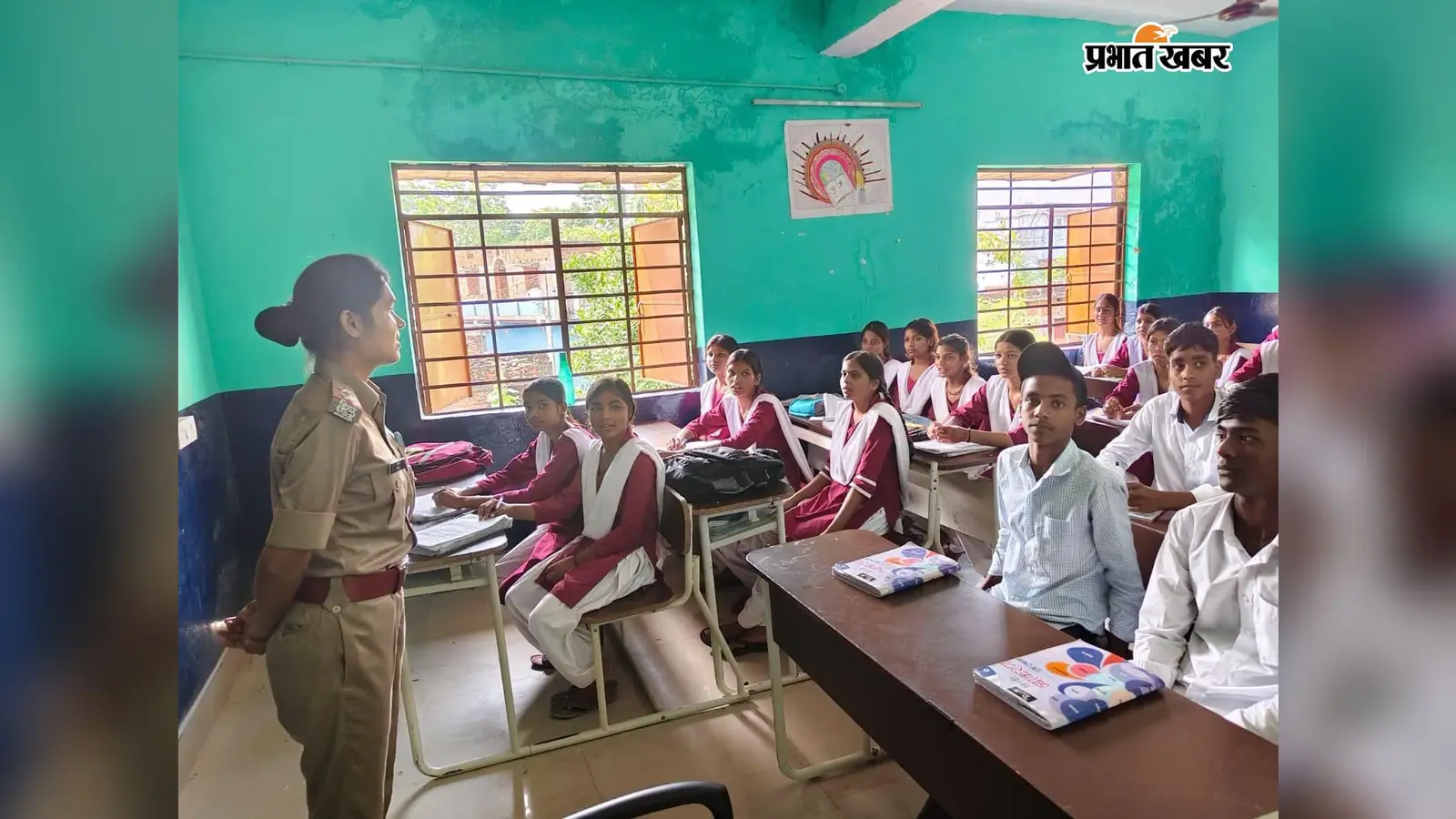 साइबर ठगी से बचने को बच्चों को किया जागरूक, संदिग्ध लिंक और ओटीपी साझा नहीं करने की दी हिदायत