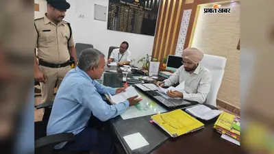 बेतिया: डीएम के सामने पहुंचीं 66 शिकायतें, कई मामलों का मौके पर ही हुआ समाधान