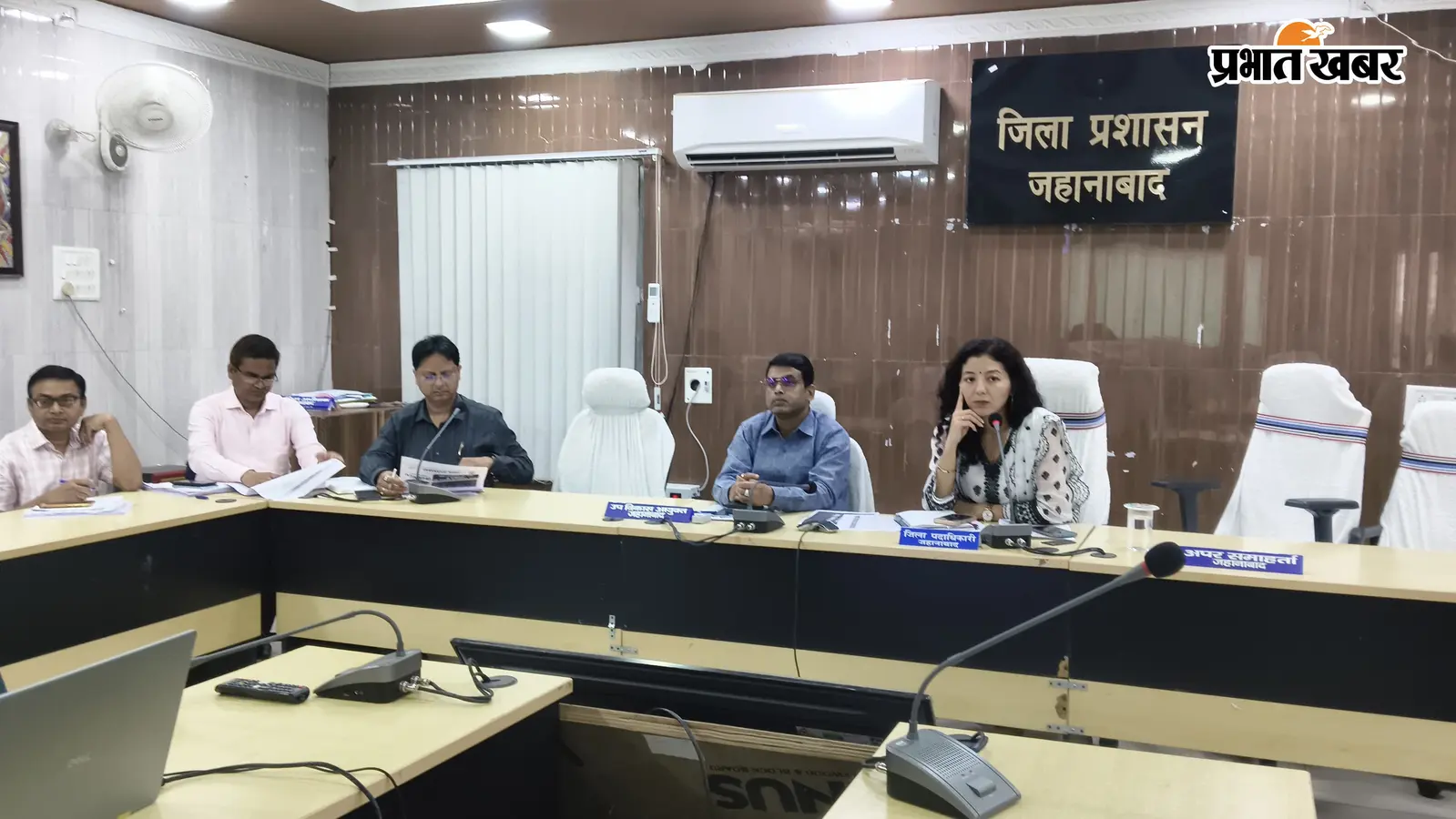 जहानाबाद में मनरेगा पर डीएम का निर्देश, कम मानव दिवस वाले प्रखंडों पर नाराजगी, दो दिन में तैयार होगी योजना