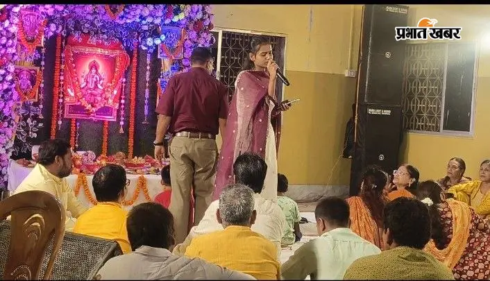 भक्तिरस में डूबा झुमरीतिलैया, मां मथुरासिनी के चतुर्थ मासिक कीर्तन में उमड़ी भीड़