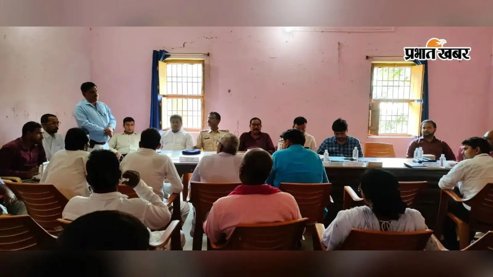 दावथ में 20 सूत्री समिति की बैठक, अधिकारियों की अनुपस्थिति पर सदस्यों ने जतायी नाराजगी