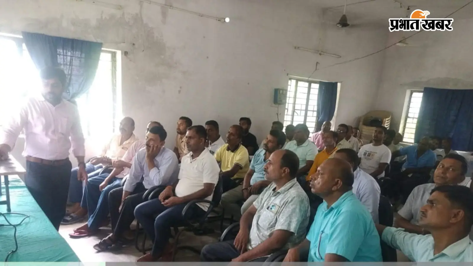 पटना: अब मोबाइल से बुक होगी खाद, क्यूआर कोड दिखाने पर मिलेगा उर्वरक; कालाबाजारी पर लगेगा अंकुश