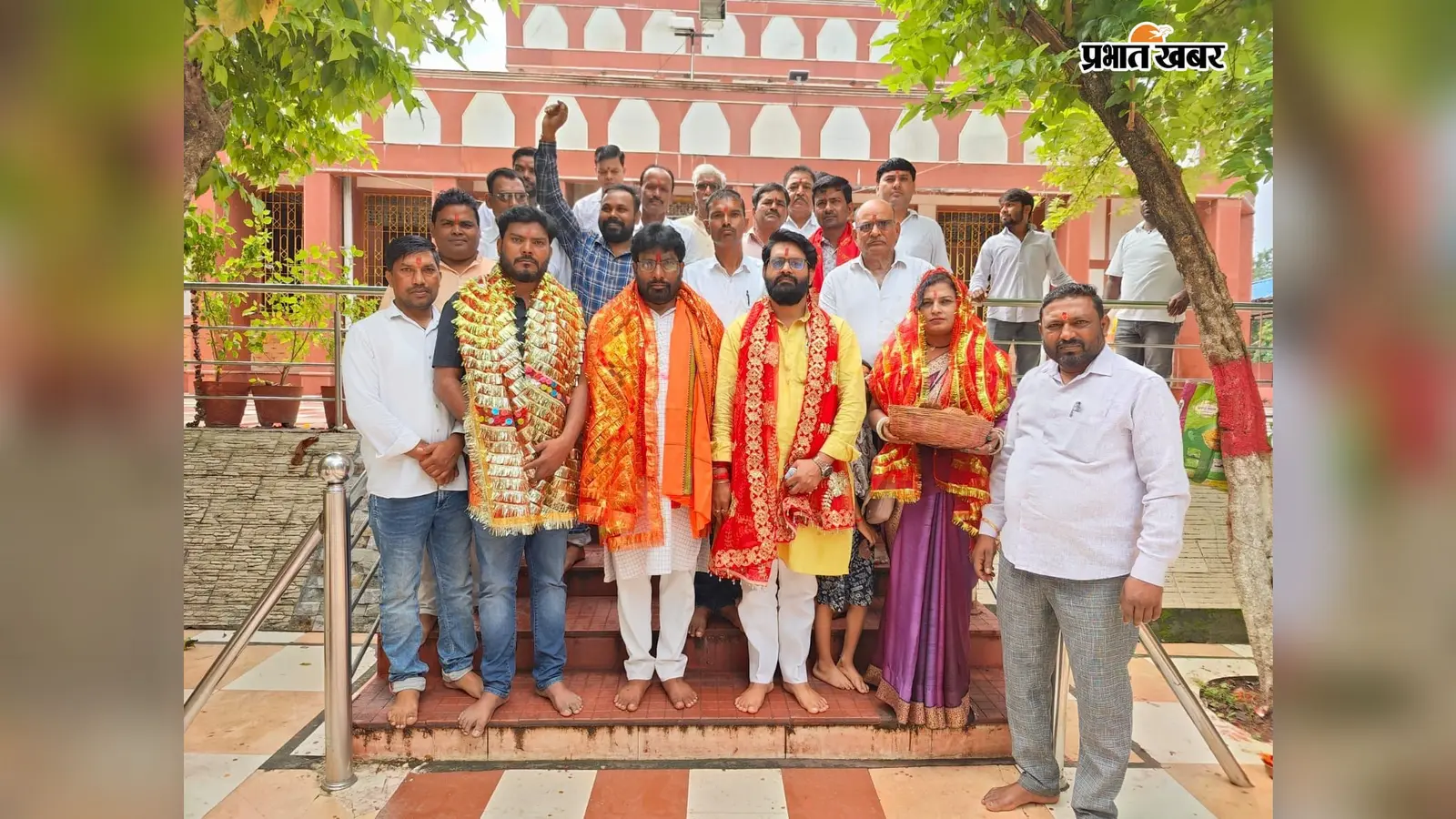 इटखोरी पहुंचे रंजय भारती: मां भद्रकाली के दरबार में टेका माथा, कही यह बड़ी बात