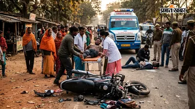 बरहेट में दो बाइक की टक्कर, दो घायल; हायर सेंटर रेफर