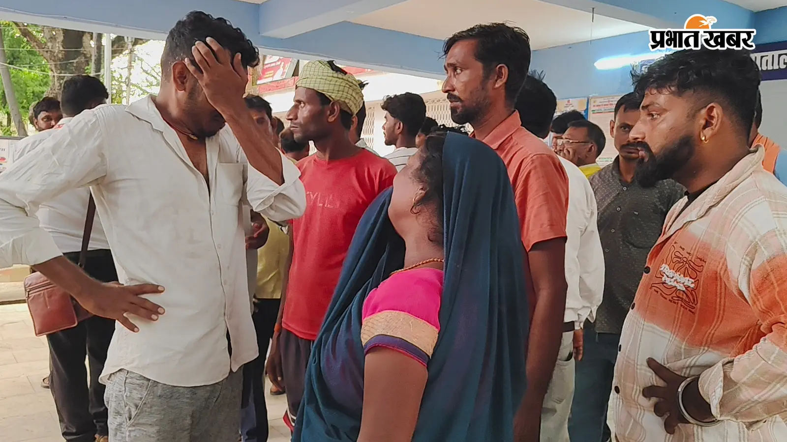 गया जी में खेत जा रहे व्यक्ति पर गिरी बिजली, हुई मौत, पत्नी-बच्चों पर टूटा दुखों का पहाड़