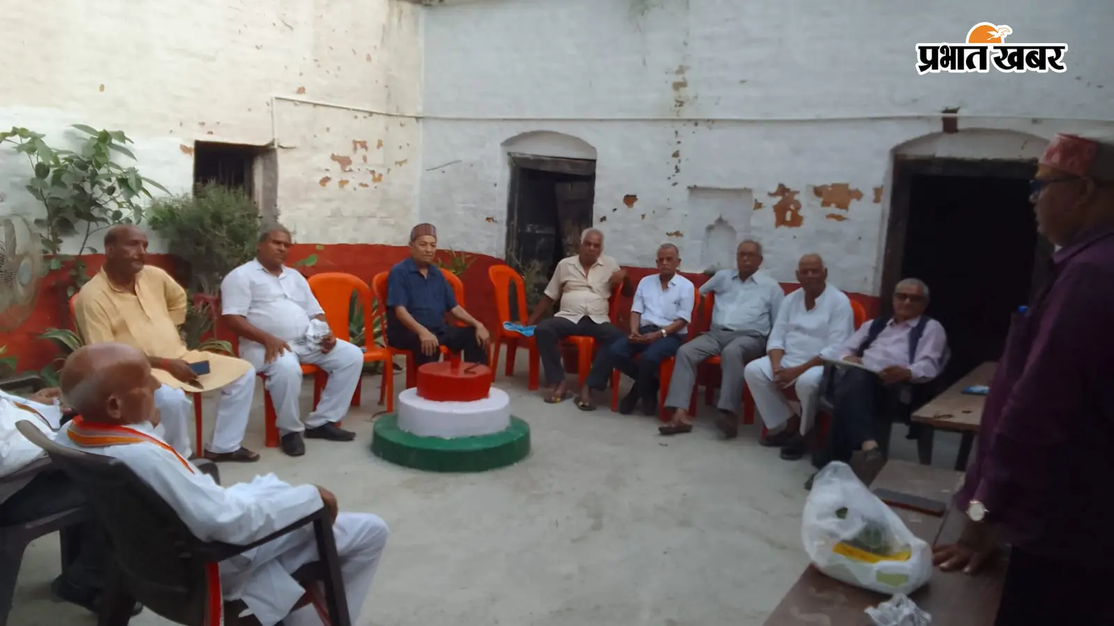वंदे मातरम के 150 वर्ष पूरे होने पर बक्सर में साहित्यिक समागम, राष्ट्रवाद और सामाजिक सरोकारों पर मंथन