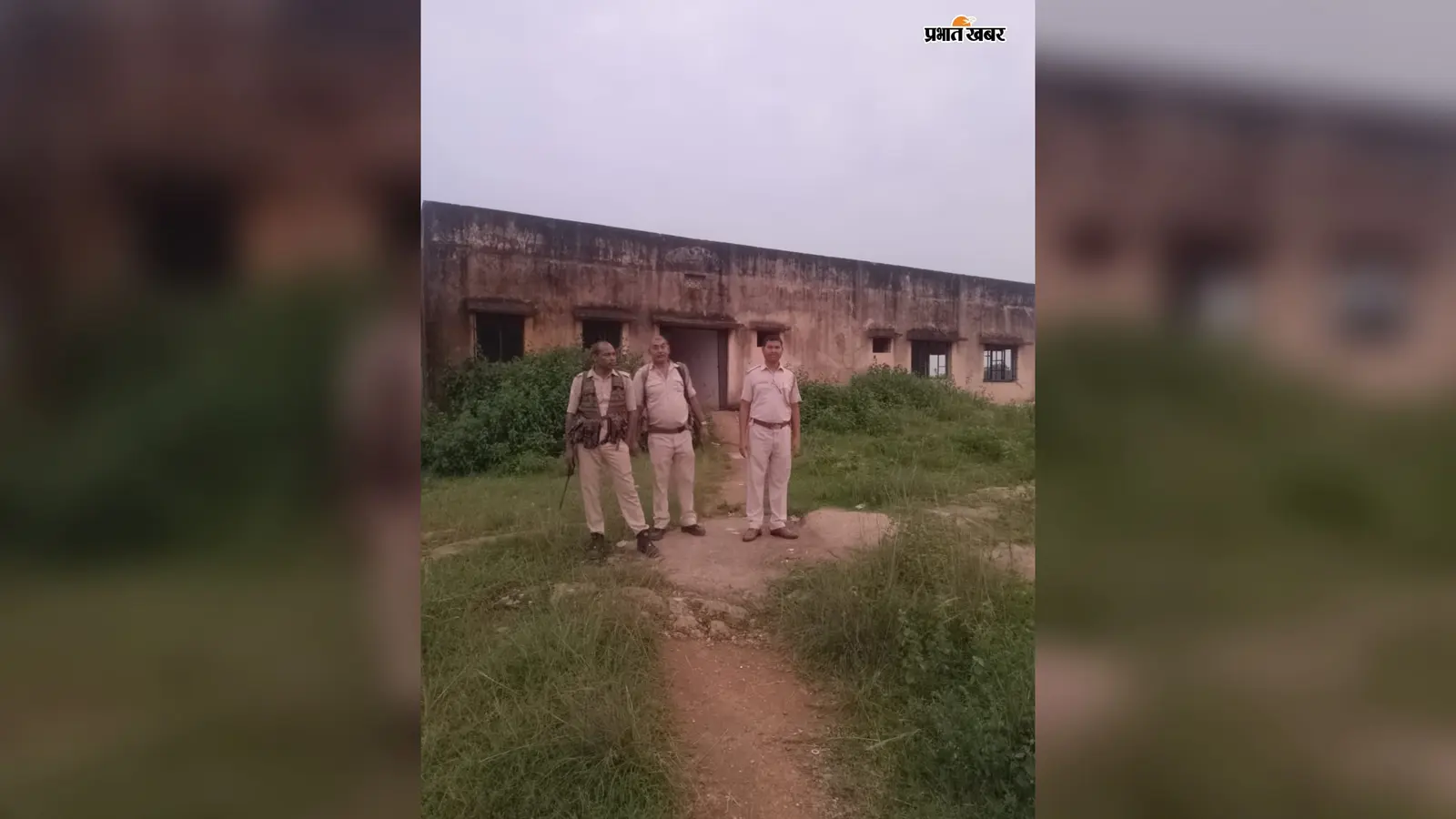 सिमडेगा में अवैध शराब के खिलाफ पुलिस की छापेमारी, शराब छोड़कर भागीं महिलाएं