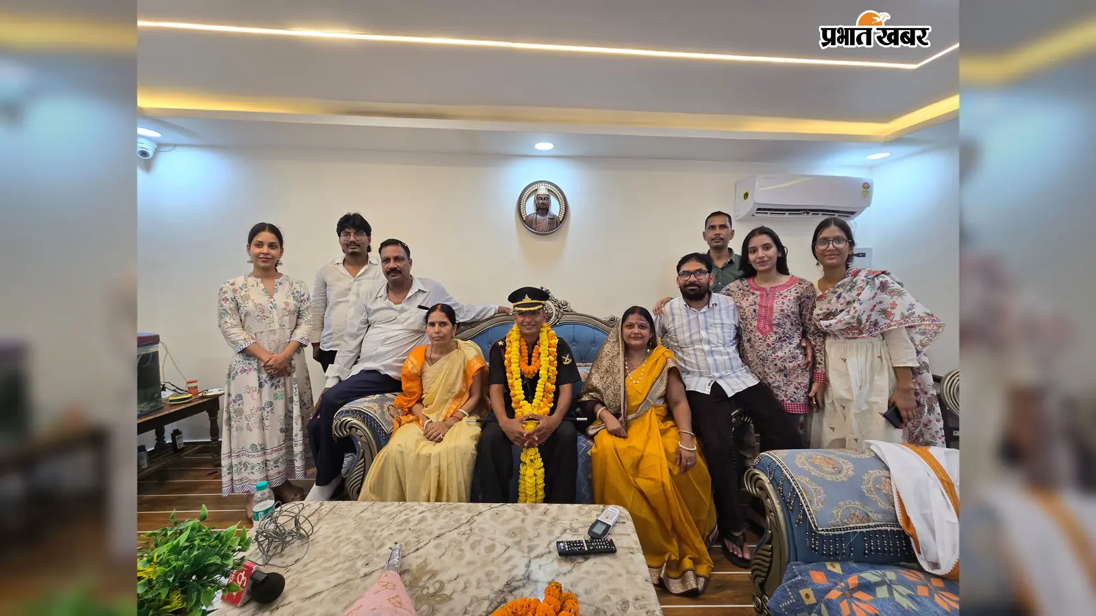 23 वर्ष की उम्र में सेना में लेफ्टिनेंट बने विकास, कोईलवर पहुंचने पर हुआ भव्य स्वागत; पटना से ही की पढ़ाई