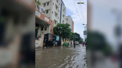एक घंटे की तेज बारिश में जलमग्न हुआ डीएमसीएच, पुराने ओपीडी और मनोरोग वार्ड में घुसा पानी