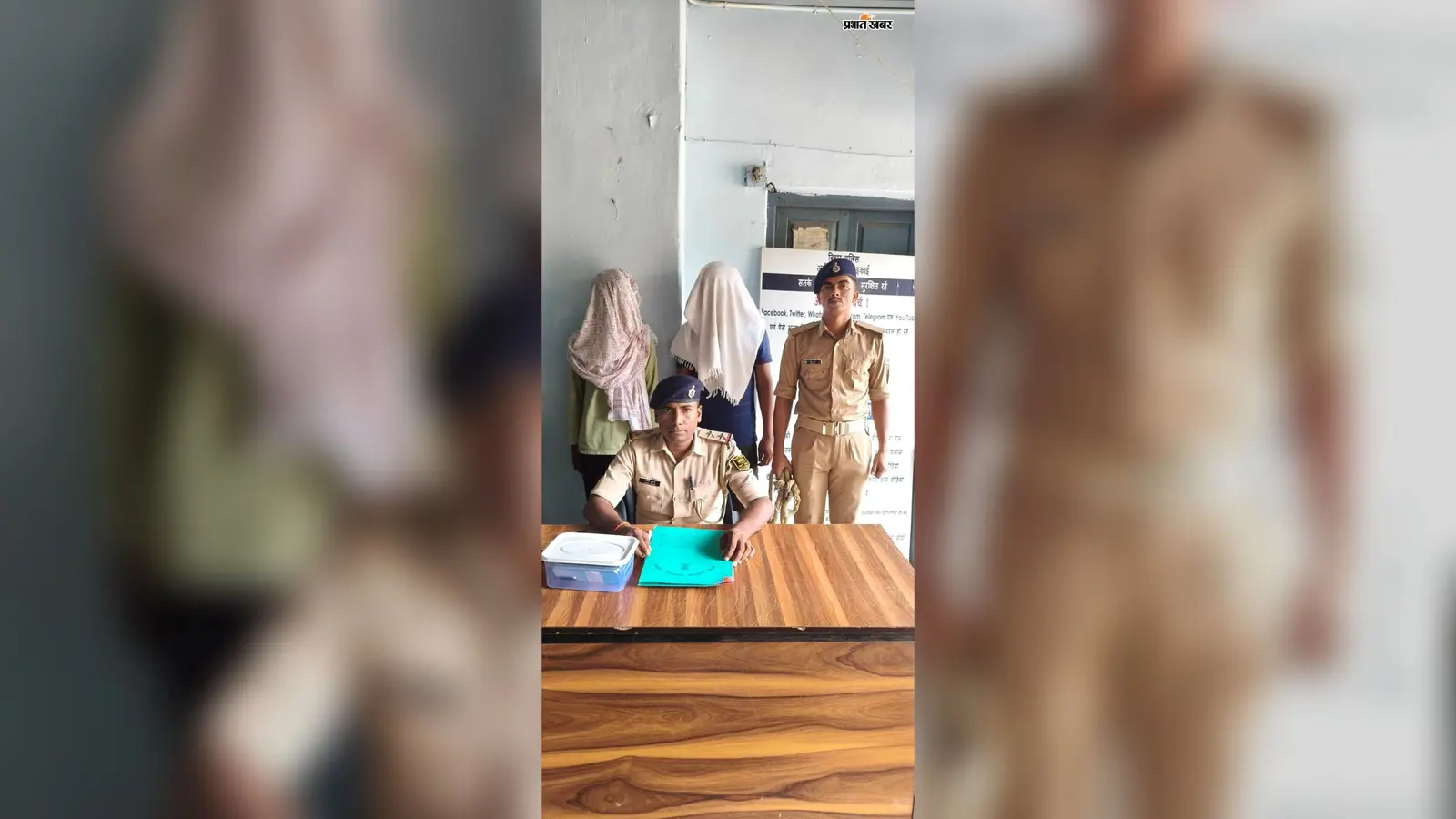ब्लूडार्ट एजेंट बनकर करते थे ठगी, नालंदा में कॉल फॉरवर्डिंग गिरोह के दो साइबर ठग गिरफ्तार
