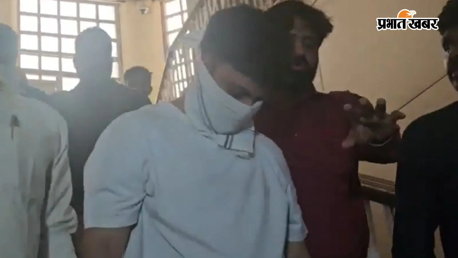 ठगी का शिकार हुआ Fake PMO Officer? रोहन पारेख के वकील का दावा- ऑफर लेटर और ID कार्ड मिला था