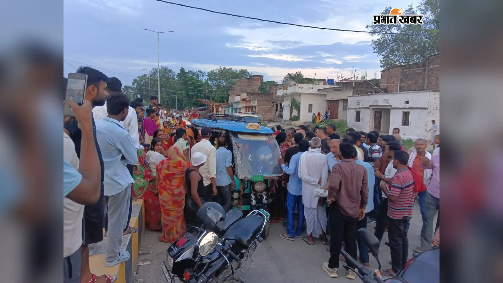 सुबह पिता से फोन पर हुई थी बात, कुछ घंटे बाद नवविवाहिता की संदिग्ध मौत, परिवार में मचा कोहराम