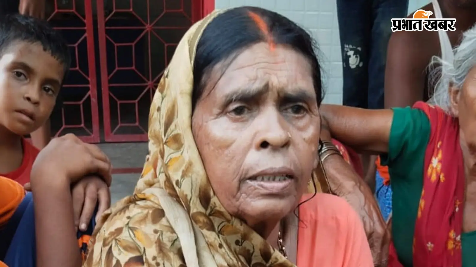 किंजर पुनपुन नदी में पैर फिसलने से गिरी वृद्ध महिला, तीन किमी दूर बची जान