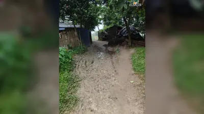 सड़क नहीं, ये है मुसीबत का रास्ता : 79 साल बाद भी गिल्हनी-तेघरिया को पक्की सड़क का इंतजार