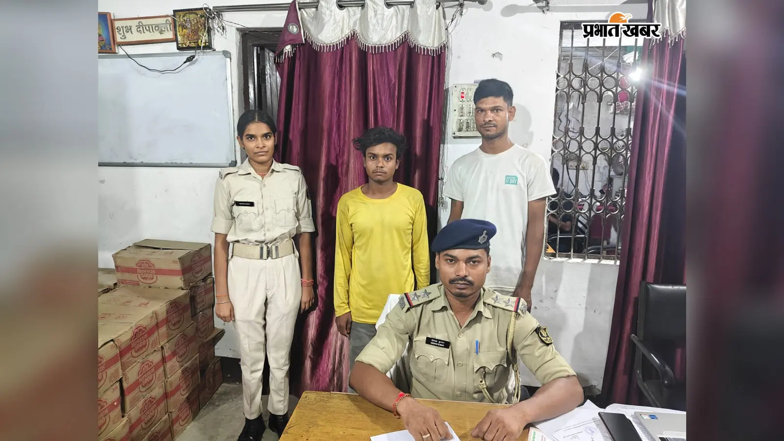 बंगाल से शराब की बड़ी खेप लेकर निकले थे तस्कर, कटिहार में पिकअप से 780 लीटर बरामद, दो तस्कर गिरफ्तार