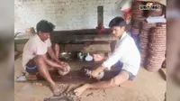 बांका के रतनपुर में लकड़ी के यंत्र से निकल रहा महुआ तेल: ₹180 प्रति किलो तक भाव, जानें कैसे बना कुटीर उद्योग