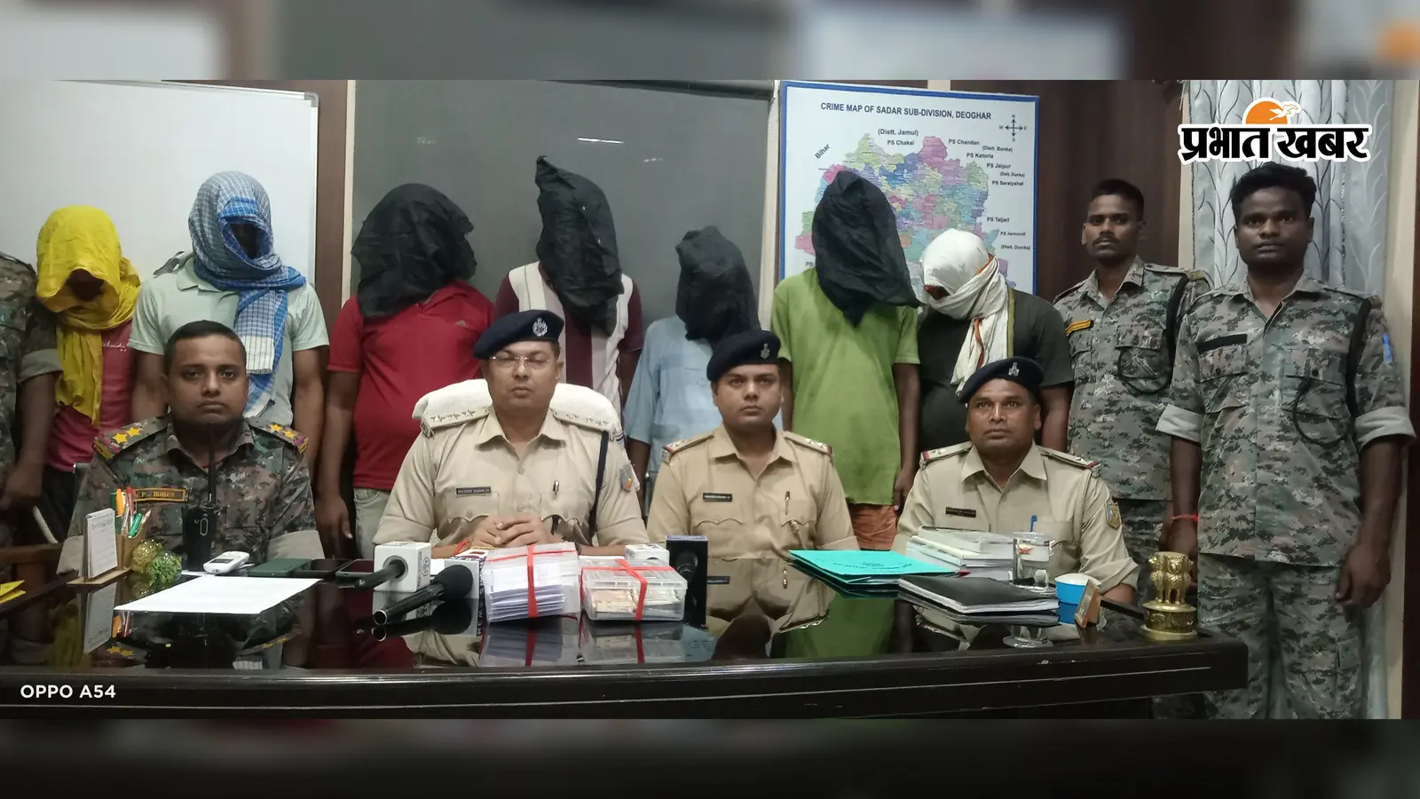 मोहनपुर में ब्राउन शुगर की खरीद-बिक्री का खुलासा, 7 गिरफ्तार; लाखों की ड्रग्स और नकदी जब्त