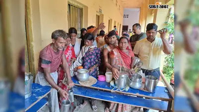 बरियारपुर में बाढ़ का कहर, दाने-दाने को मोहताज परिवारों के लिए दर्जनभर सामुदायिक किचन, सीओ ने चखा भोजन