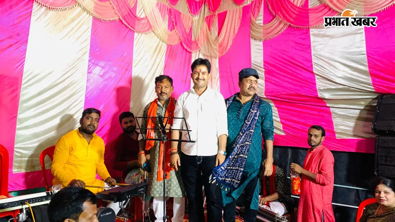 हाथीनाथ मंदिर के वार्षिकोत्सव पर रातभर गूंजे भक्तिगीत, कलाकारों ने ऐसा समां बांधा कि श्रद्धालु भक्ति सागर में डूबे रहे