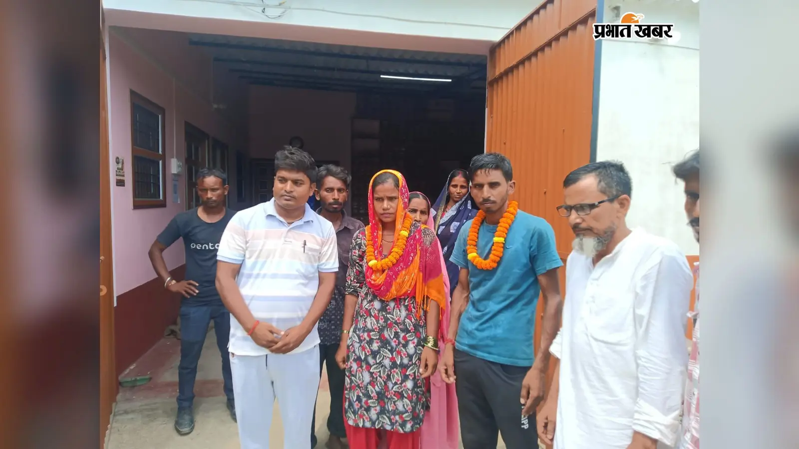 Begusarai News: थाने में तीन साल नहीं हुआ हल, गांव की अदालत ने सुलझाया 'पति-पत्नी और वो' का विवाद